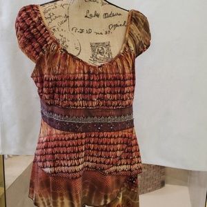 Venezia - layers look, light and airy top!